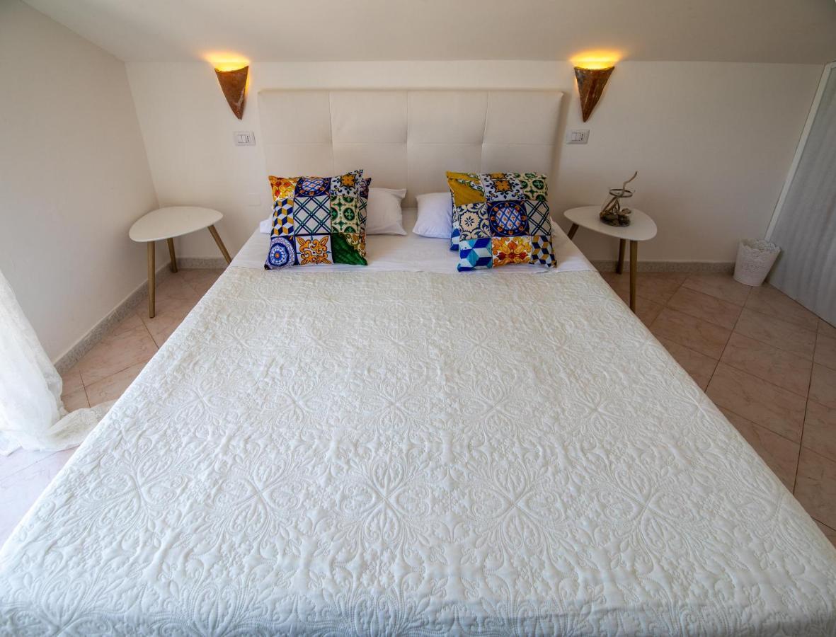 Madonna Della Scala Bed & Breakfast Castellabate Exterior photo
