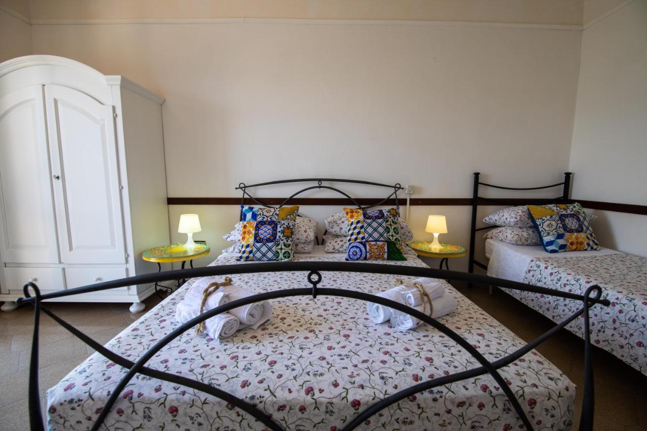 Madonna Della Scala Bed & Breakfast Castellabate Exterior photo
