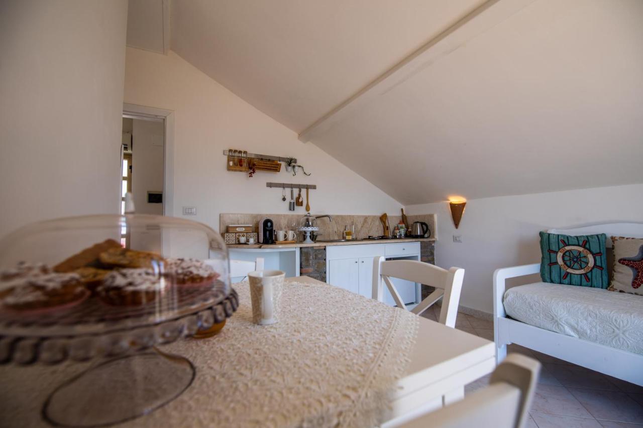 Madonna Della Scala Bed & Breakfast Castellabate Exterior photo