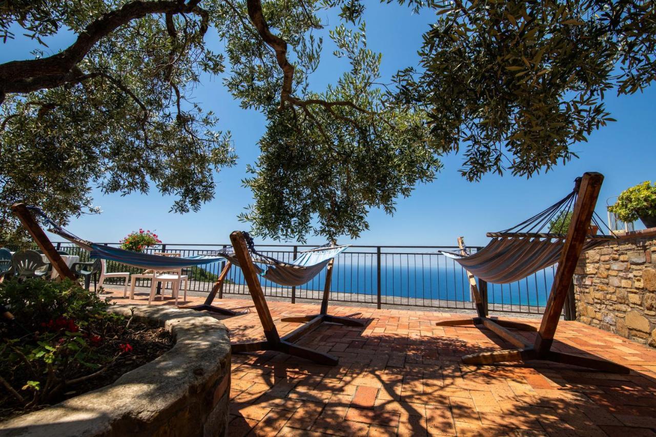 Madonna Della Scala Bed & Breakfast Castellabate Exterior photo